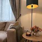 New Center Cozy 3 Bedroom Apartament